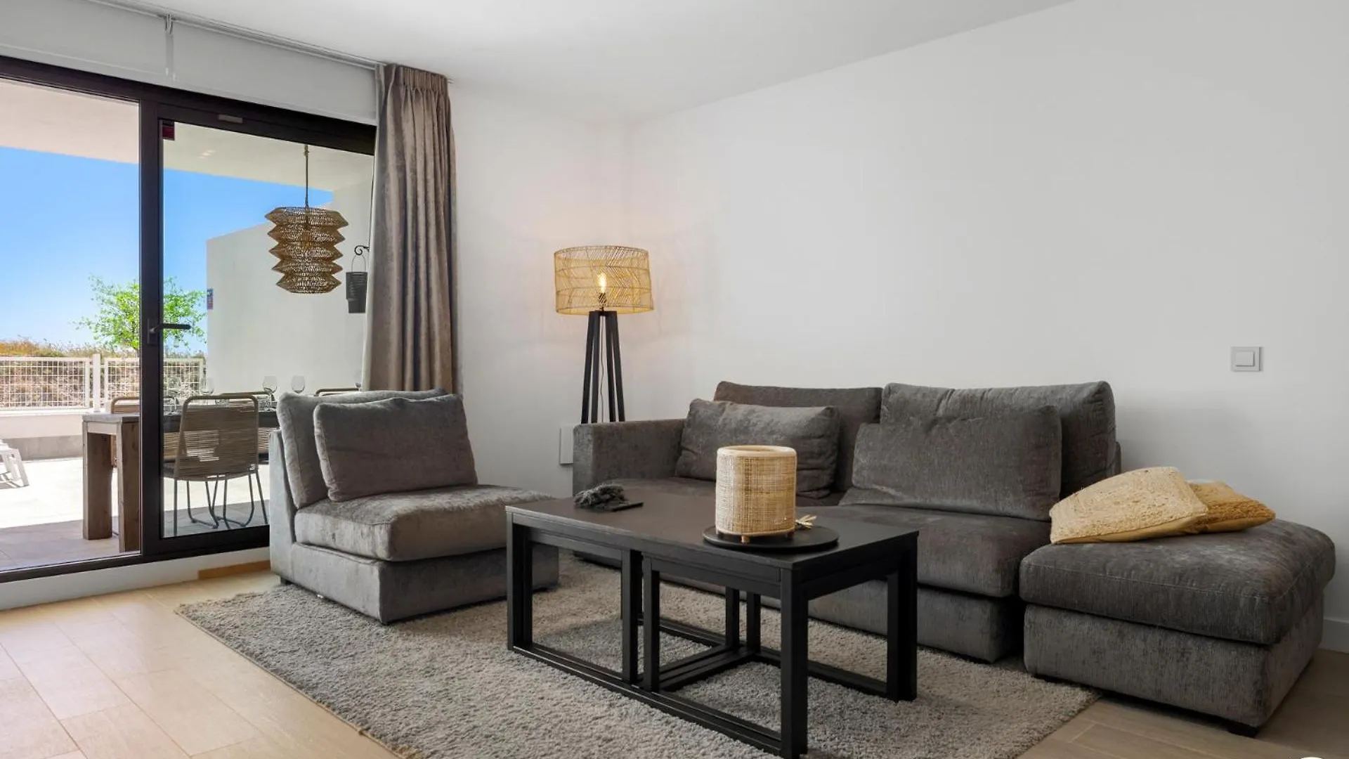 Daire Vivi Homes - Blossom Pool, Gym & Terrace Benalmádena