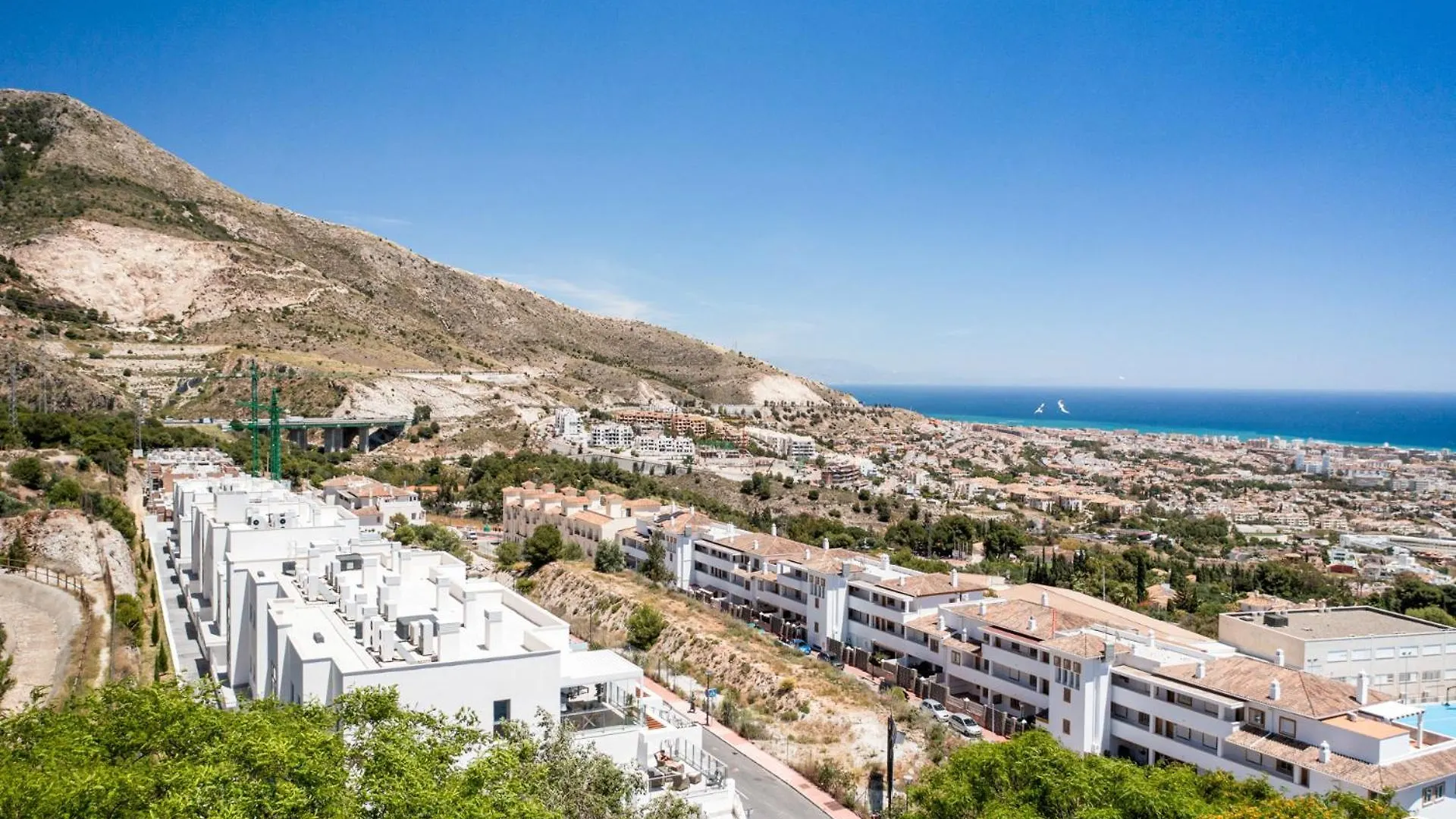 Daire Vivi Homes - Blossom Pool, Gym & Terrace Benalmádena